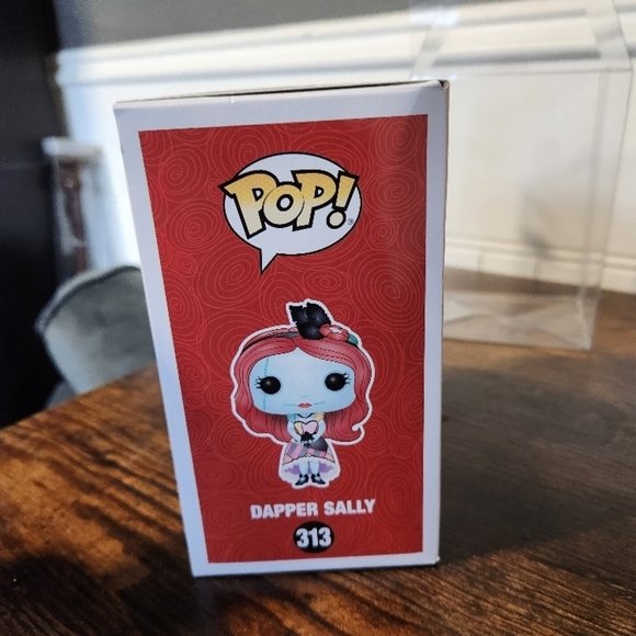 Disney Funko Pop Dapper Sally and Dapper Jack Skellington - Picture 5 of 14